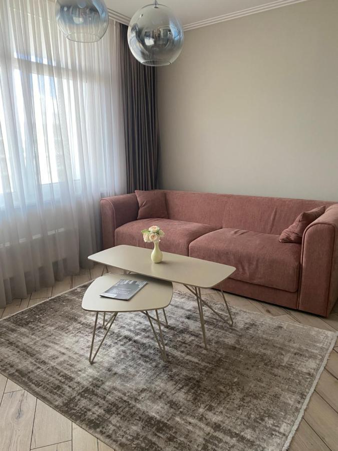 Wowell Apartments Odessa Luaran gambar