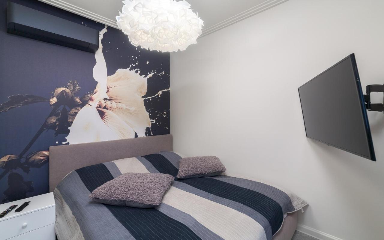 Wowell Apartments Odessa Luaran gambar