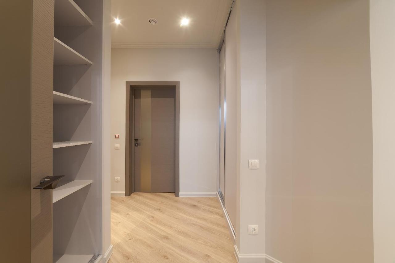 Wowell Apartments Odessa Luaran gambar