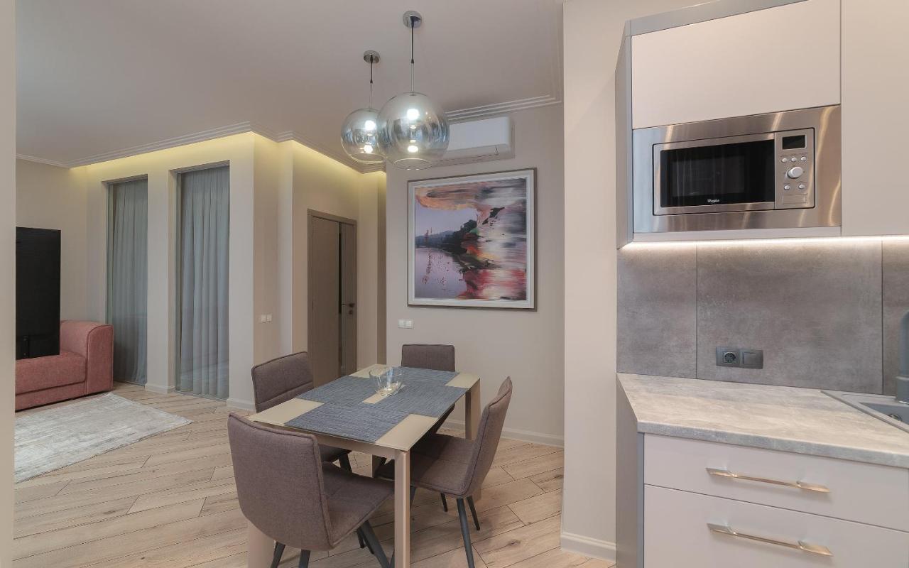 Wowell Apartments Odessa Luaran gambar
