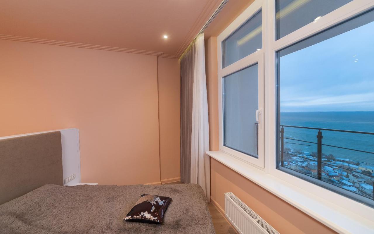 Wowell Apartments Odessa Luaran gambar