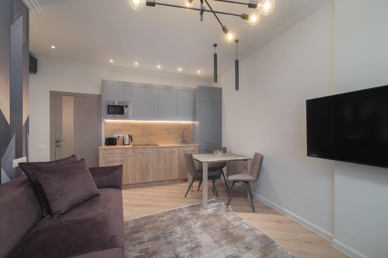 Wowell Apartments Odessa Luaran gambar