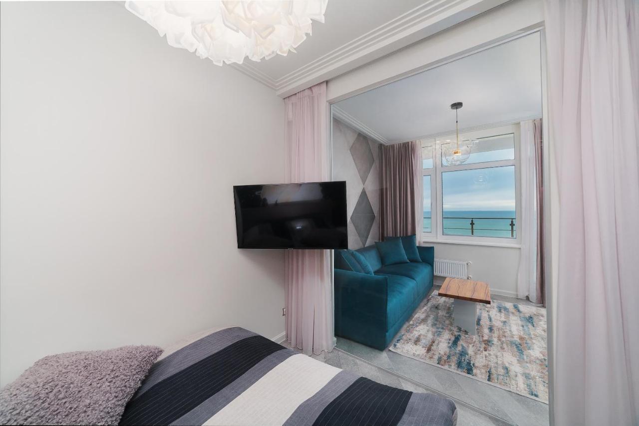 Wowell Apartments Odessa Luaran gambar